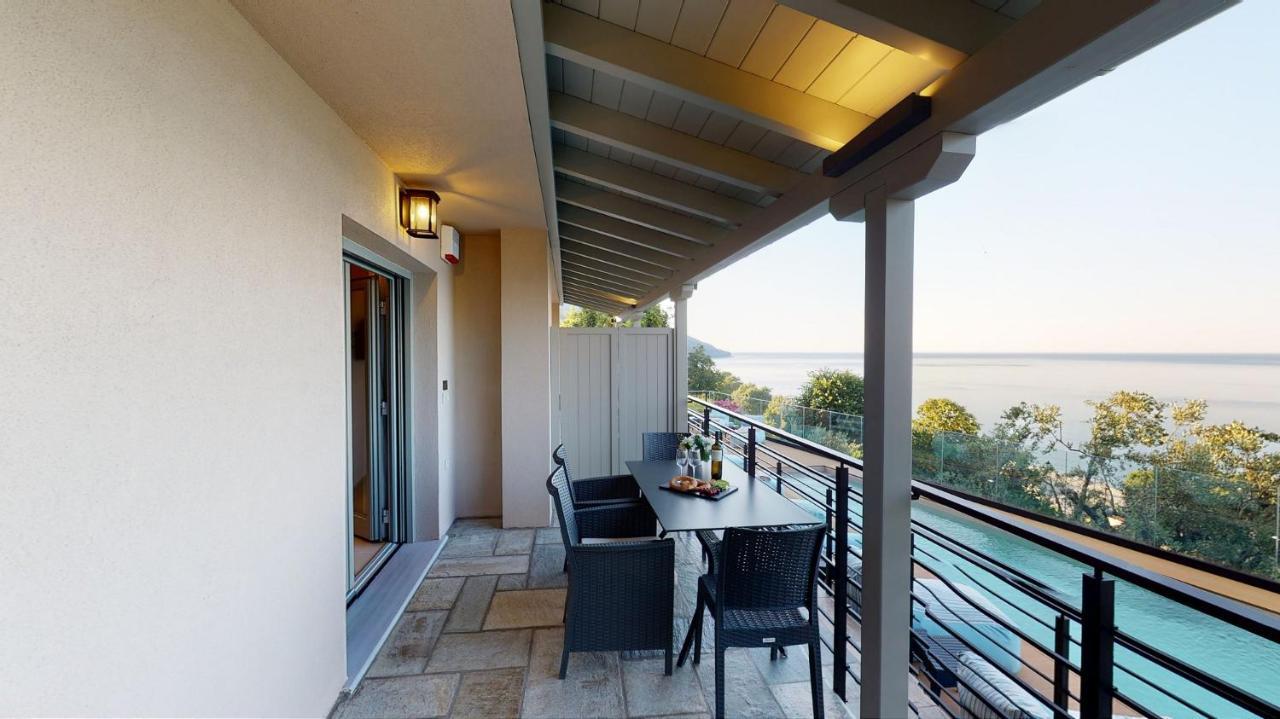 Kallia Suites- Chorefto Exterior photo